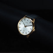 Luxury watch (195.90.011.01): watch face angled view right zoomed out